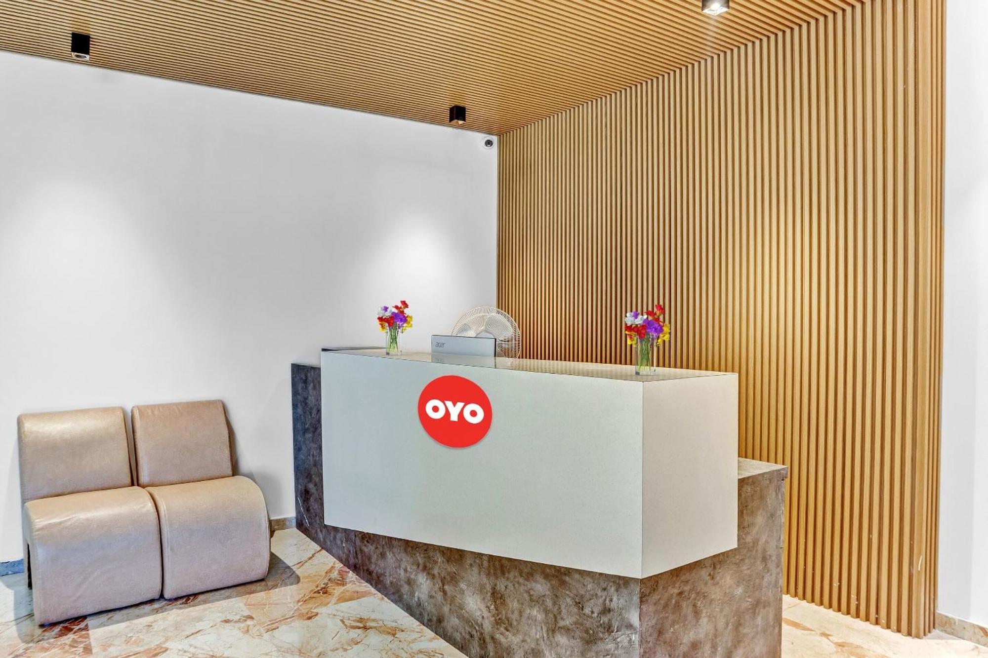 Oyo Flagship Hotel Bluemoon Warangal Exterior foto